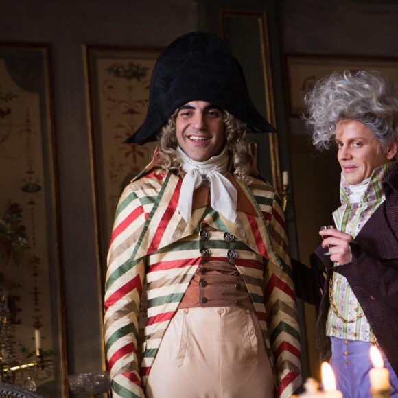 Ary Abittan et Alex Lutz dans Les Visiteurs 3.