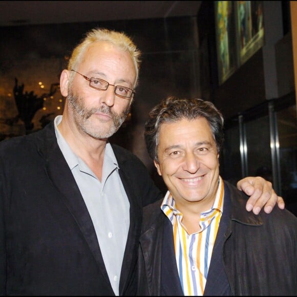 Jean Reno et Christian Clavier à Paris en octobre 2004.