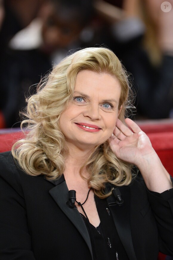 Isabelle Nanty - Enregistrement de l'émission "Vivement Dimanche" à Paris le 3 Fevrier 2016 © Coadic Guirec/Bestimage