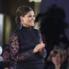 La princesse Victoria de Suède, enceinte de huit mois et vêtue d'une robe H&M, remettait les prix lors de la cérémonie des Global Change Awards de la Fondation H&M Conscious à l'Hôtel de Ville de Stockholm le 10 février 2016.