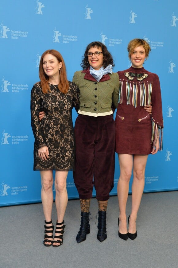 Julianne Moore, Rebecca Miller et Greta Gerwig - Photocall du film "Maggie a un plan" (Maggie's Plan) lors du 66e Festival International du Film de Berlin, la Berlinale le 15 février 2016.