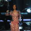Rihanna chante au dîner de remise du prix de Personnalité de l'Année 2016 (Lionel Richie) organisé par la fondation MusiCares 2016. Los Angeles, le 13 février 2016.