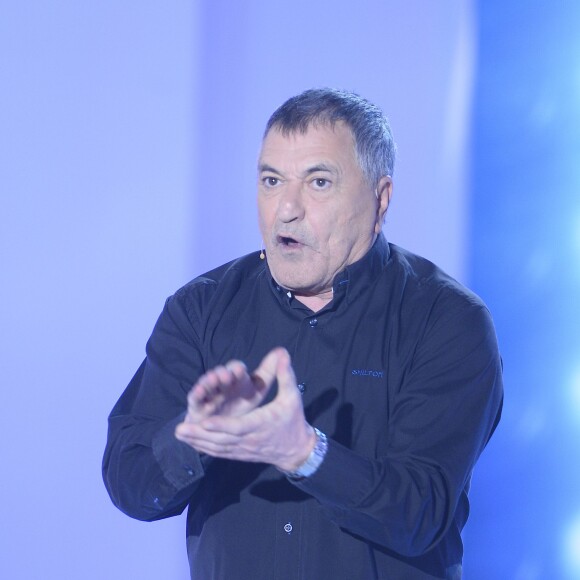 Jean-Marie Bigard - Enregistrement de l'émission "Vivement Dimanche", dont les invités principaux sont Loïck et Stéphane Peyron, à Paris le 17 février 2016. Diffusion le 21 février 2016. ©Coadic Guirec/Bestimage