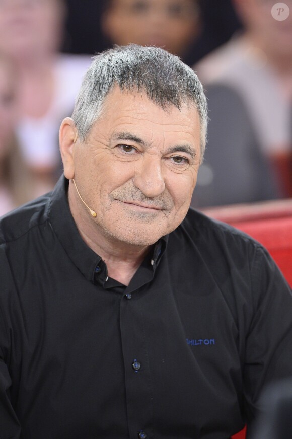 Jean-Marie Bigard - Enregistrement de l'émission "Vivement Dimanche", dont les invités principaux sont Loïck et Stéphane Peyron, à Paris le 17 février 2016. Diffusion le 21 février 2016. ©Coadic Guirec/Bestimage