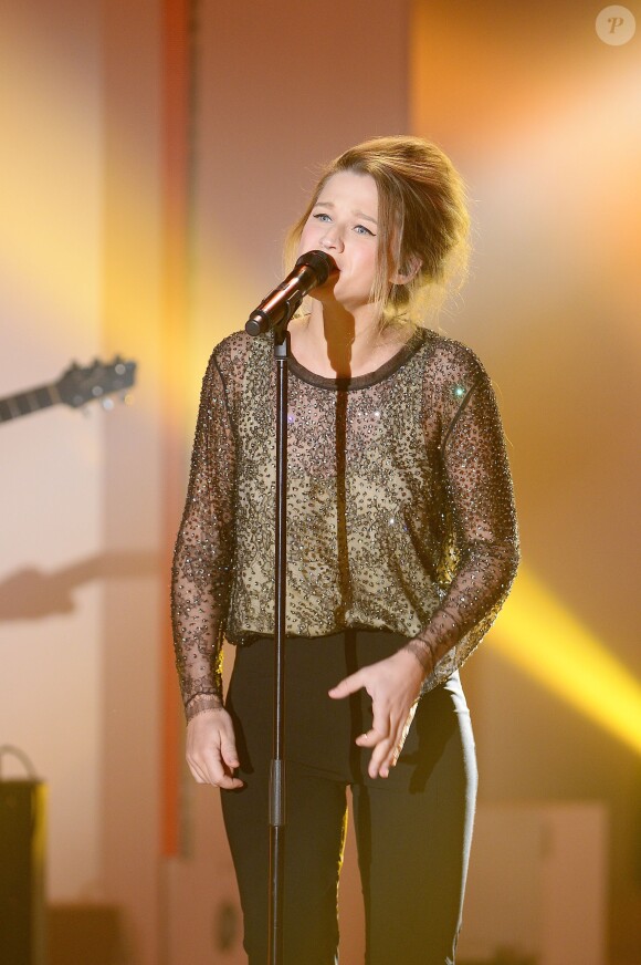 Selah Sue - Enregistrement de l'émission "Vivement Dimanche", dont les invités principaux sont Loïck et Stéphane Peyron, à Paris le 17 février 2016. Diffusion le 21 février 2016. ©Coadic Guirec/Bestimage