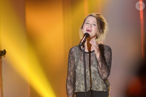 Selah Sue - Enregistrement de l'émission "Vivement Dimanche", dont les invités principaux sont Loïck et Stéphane Peyron, à Paris le 17 février 2016. Diffusion le 21 février 2016. ©Coadic Guirec/Bestimage