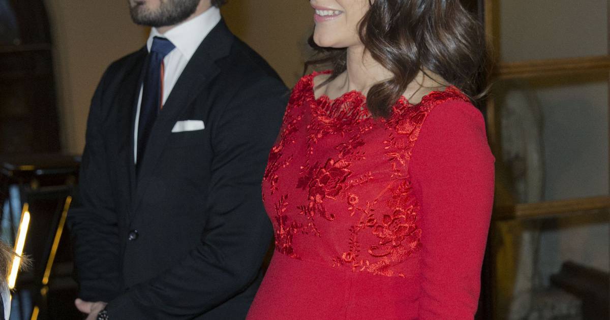 Sofia De Suede Enceinte Sofia de Suède : A 8 mois de grossesse, la princesse expose fièrement