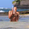 Exclusif - Coralie (Secret Story 9) pose pour la marque d'eau minérale "138 water" à Hawaï le 15 février 2016.