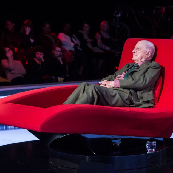 Exclusif - Pierre Bergé, lors de l'enregistrement de l'émission Le Divan, le 11 février 2016, pour une diffusion sur France 3 le 23 février 2016 à 23h10. © Cyril Moreau