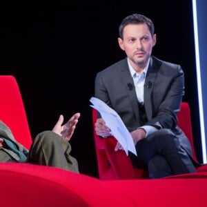 Exclusif - Pierre Bergé et Marc-Olivier Fogiel, lors de l'enregistrement de l'émission "Le Divan", le 11 février 2016, pour une diffusion sur France 3 le 23 février 2016 à 23h10. © Cyril Moreau