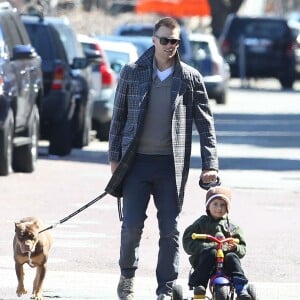 Exclusif - Tom Brady et Gisele Bundchen emmènent leurs enfants au parc à Boston. Le matin, Tom est allé se balader avec sa soeur Nancy qui participera au Marathon de Boston. Leur petit chien Lua est avec eux. Le 20 avril 2014