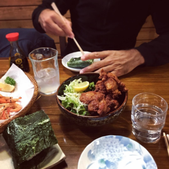 Marine Lorphelin et Christophe au Japon, le 28 février 2016. Yummy !