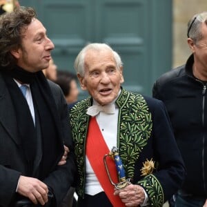 Stéphane Bern et Jean d'Ormesson - Le philosophe Alain Finkielkraut entre à l'Académie Française à Paris le 28 janvier 2016. © Giancarlo Gorassini/Bestimage