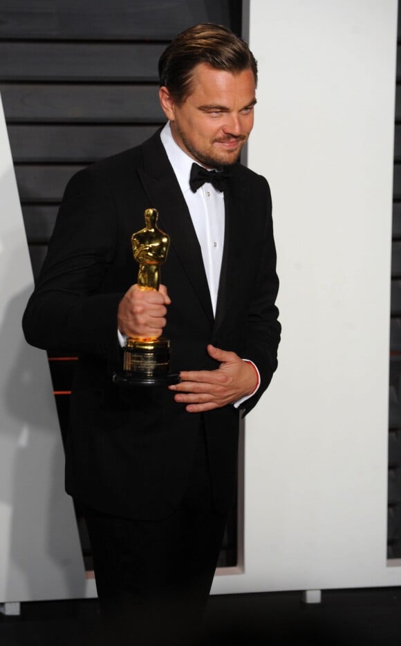 Leonardo DiCaprio (Oscar du meilleur acteur pour le film "The Revenant") à la soirée "Vanity Fair Oscar Party" après la 88ème cérémonie des Oscars à Hollywood, le 28 février 2016.