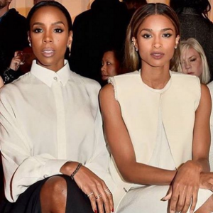 Kelly Rowland et Ciara au défilé Lanvin au lycée Carnot. Paris, le 3 mars 2016.