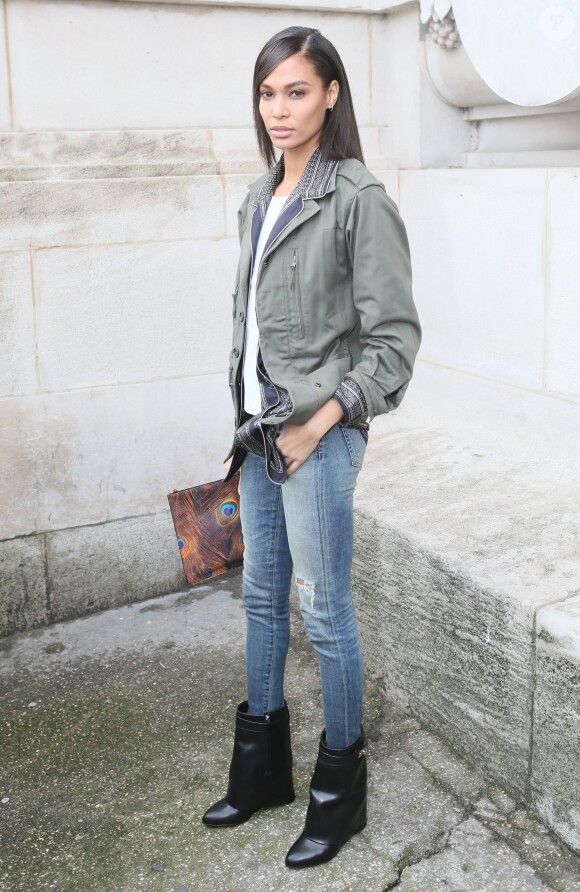 Le top model Joan Smalls au Grand Palais à l'issue du défilé Mugler (collection automne-hiver 2016-2017). Paris, le 5 mars 2016. © CVS-Veeren/Bestimage