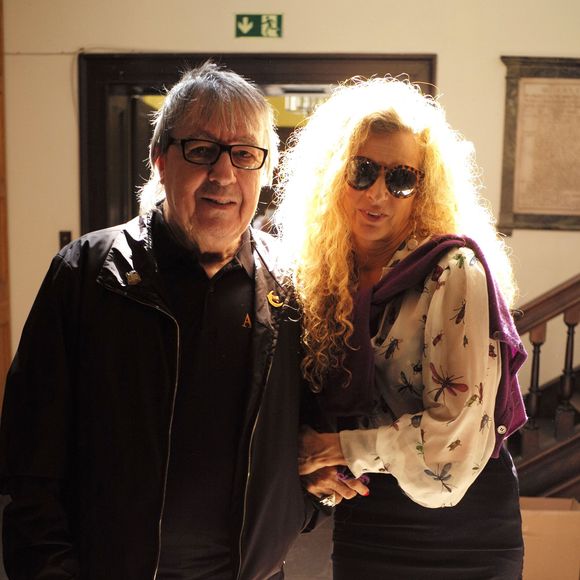 Bill et Suzanna Wyman - People à la messe en hommage à Jeremy Lloyd en l'église Saint James de Londres le 11 juin 2015.