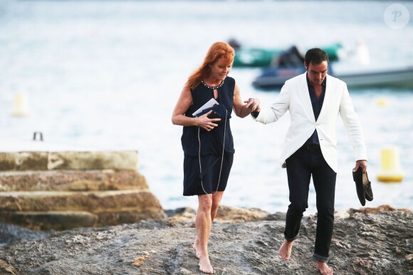 Sarah Ferguson et Manuel Fernandez lors du mariage de Bob Geldof et Jeanne Marine à la plage du Tropicana Club à Rayol Canadel le 19 septembre 2015 (semi-exclusif). Début 2016, on apprend que le couple aurait rompu après deux ans de relation.
