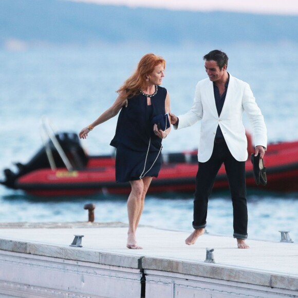 Sarah Ferguson et Manuel Fernandez lors du mariage de Bob Geldof et Jeanne Marine à la plage du Tropicana Club à Rayol Canadel le 19 septembre 2015 (semi-exclusif). Début 2016, on apprend que le couple aurait rompu après deux ans de relation.