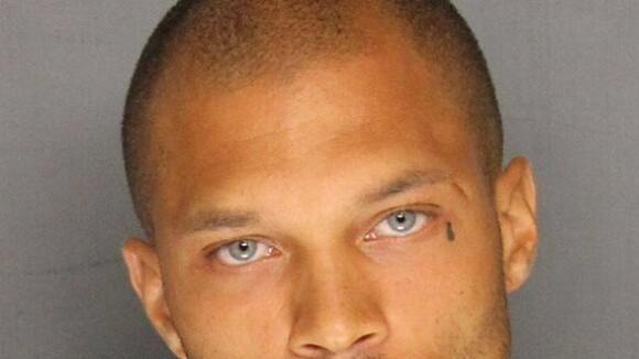 Jeremy Meeks : Le prisonnier sexy qui enflammait la Toile est libre !