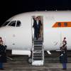 Le roi Willem-Alexander et la reine Maxima des Pays-Bas arrivent à l'aéroport de Villacoublay à Paris, à l'occasion d'une visite d'état de deux jours en France, le 9 mars 2016