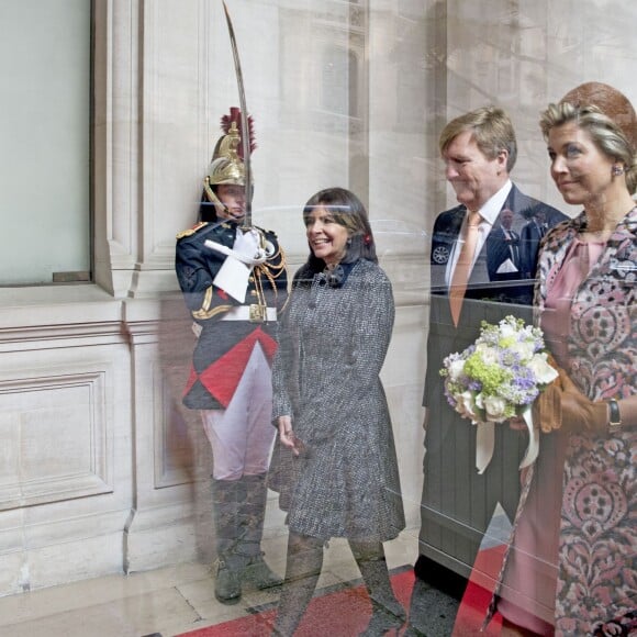 Le roi Willem-Alexander et la reine Maxima des Pays-Bas sont reçus par Anne Hidalgo, maire de Paris à l'Hôtel de Ville à Paris, le 11 mars 2016.11/03/2016 - Paris