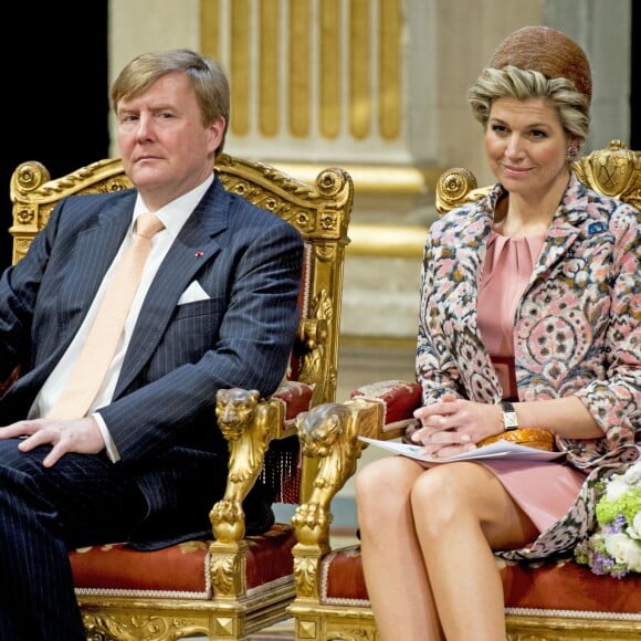 Le roi Willem-Alexander et la reine Maxima des Pays-Bas sont reçus par Anne Hidalgo, maire de Paris à l'Hôtel de Ville à Paris, le 11 mars 2016.11/03/2016 - Paris