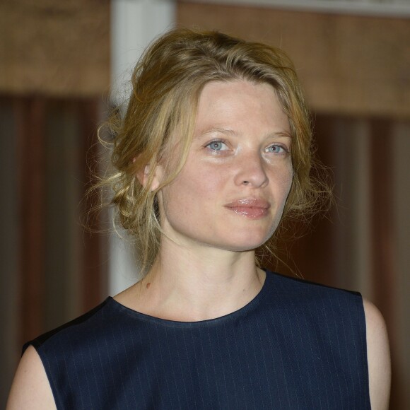 Mélanie Thierry lors de la soirée de Gala du 29e Festival de Cabourg au Grand Hôtel à Cabourg, le 12 juin 2015.