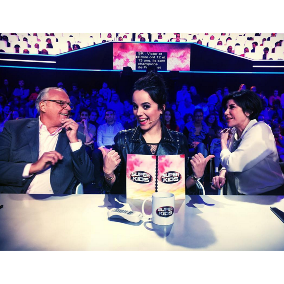 Alizée dans le jury de SuperKids sur M6 lors du tournage, mars 2016.