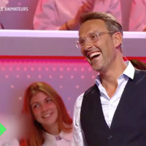 Stéphane Plaza se met à nu dans l'émission "Qu'est-ce que je sais vraiment ?" sur M6. Numéro diffusé le 16 mars prochain et dont "C à vous" a dévoilé un extrait.