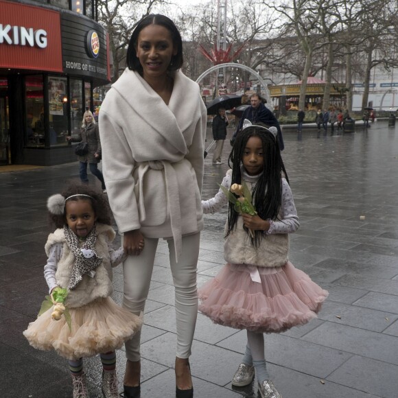 Mel B (Melanie Brown) et ses filles Angel Iris Murphy Brown et Madison Belafonte à la projection du film "Tinkerbell and the Legend of the Neverbeast" à Londres, le 7 décembre 2014