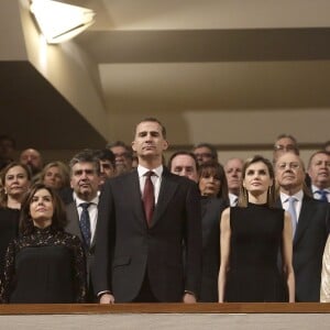 Le roi Felipe VI et la reine Letizia d'Espagne assistaient le 10 mars 2016 à un concert à la mémoire des victimes des attentats terroristes de Madrid du jeudi 11 mars 2004, à l'Auditorium National à Madrid.