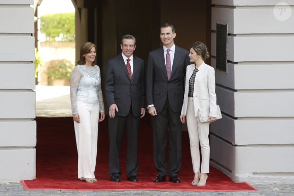 Le roi Felipe VI et la reine Letizia d'Espagne étaient en visite officielle à Porto Rico le 15 mars 2016 à l'occasion du VIIe Congrès international de la langue espagnole.