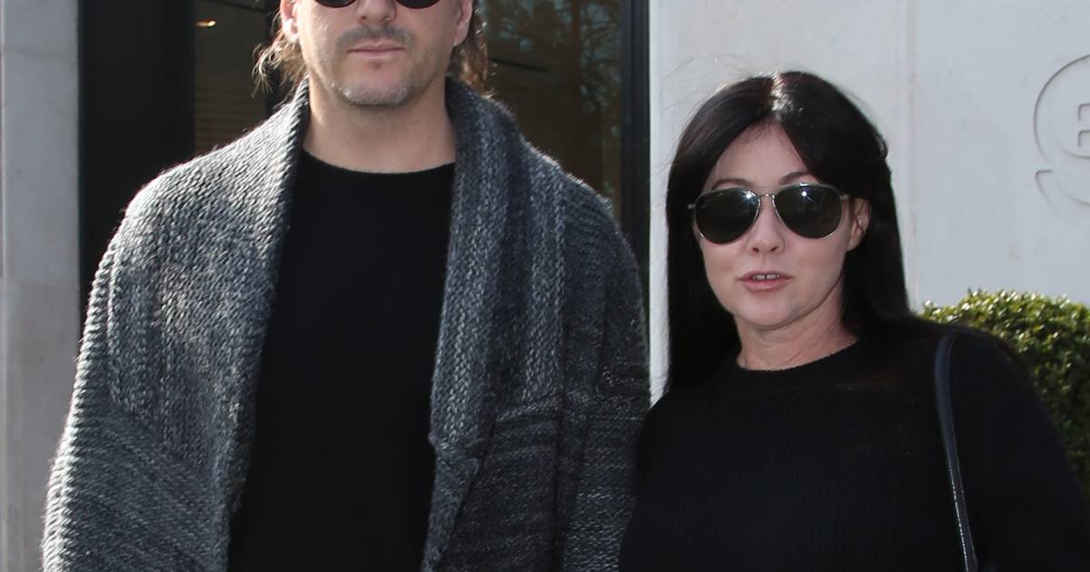 Exclusif - Shannen Doherty et son mari Kurt Iswarienko dans les rues de