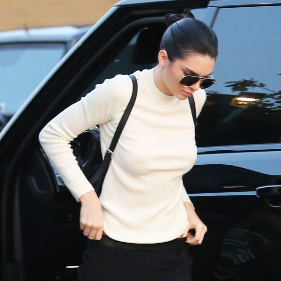 Kendall Jenner à la soirée d'anniversaire de Rob Kardashian Jr. au restaurant Nobu à Malibu, le 17 mars 2016.