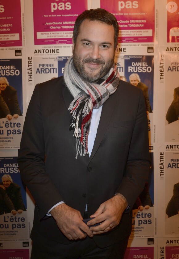 Bruce Toussaint - Photocall de la générale de la pièce "L'être ou pas" au Théâtre Antoine à Paris le 21 mars 2016. © Coadic Guirec/Bestimage