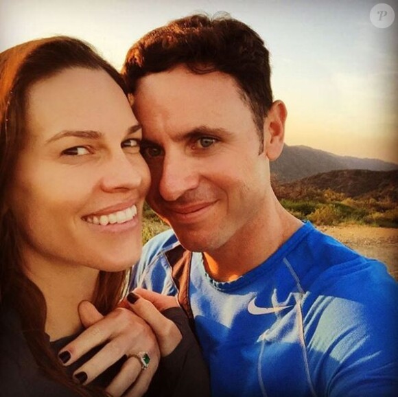 Hilary Swank et son fiancé Ruben sur Instagram, 22 mars 2016