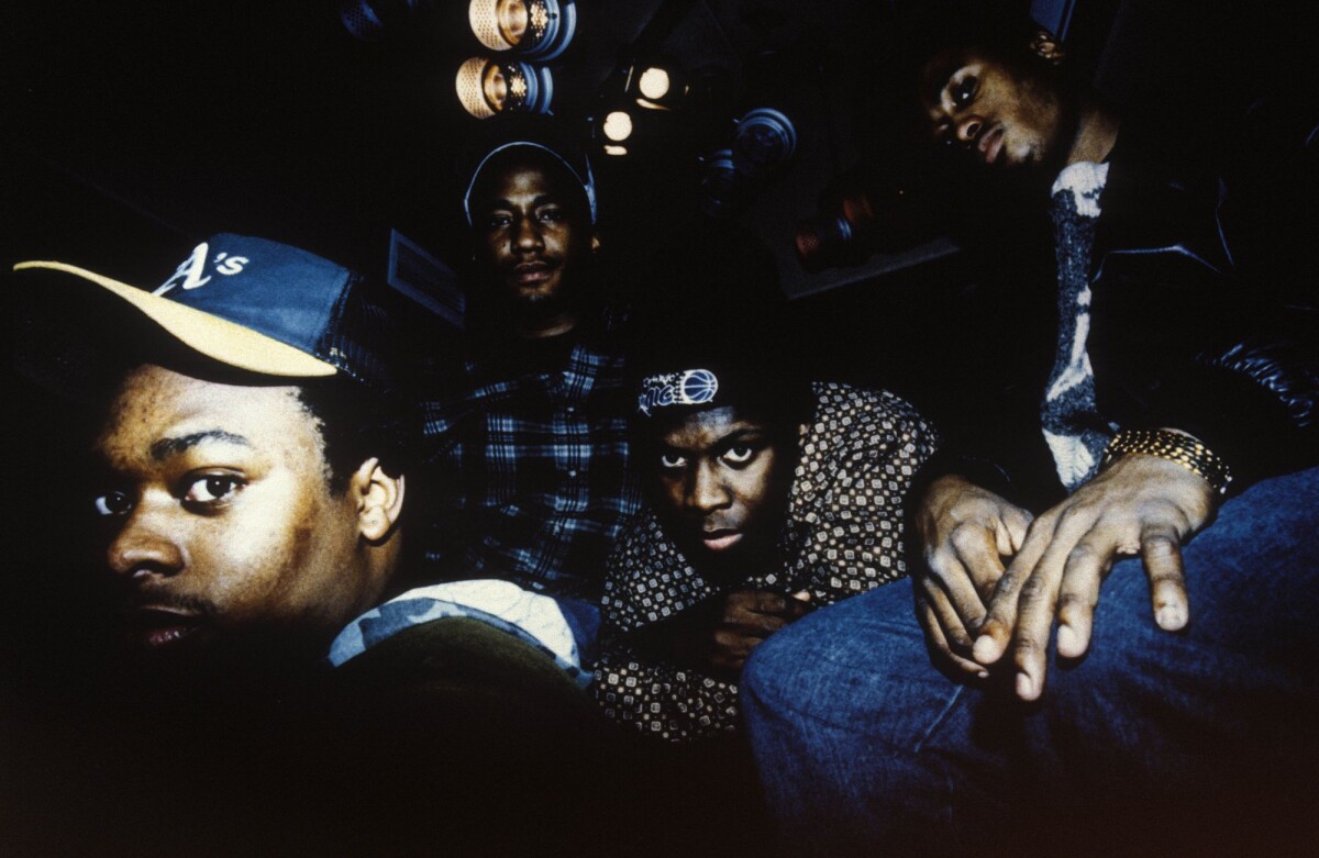 Photo A Tribe Called Quest Le groupe de rap se compose de Jarobi