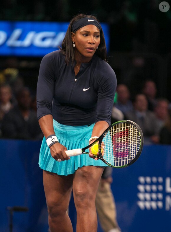 Serena Williams lors du tournoi de tennis BNP Paribas Showdown au Madison Square Garden à New York, le 8 mars 2016.