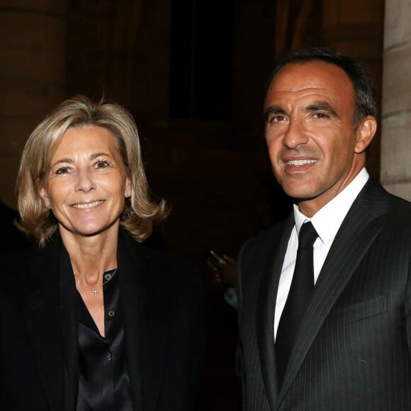 Claire Chazal, Nikos Aliagas - Inauguration de l'exposition photographique de Nikos Aliagas intitulée "Corps et âmes" à la Conciergerie à Paris le 23 Mars 2016. L'animateur de TF1 présente, dans ce monument historique et révolutionnaire, une facette moins connue de sa personnalité : il expose, en grand format et en noir et blanc, dix clichés très personnels ainsi qu'un diaporama de portraits de personnalités du 24 mars au 22 mai 2016. © Dominique Jacovides / Bestimage