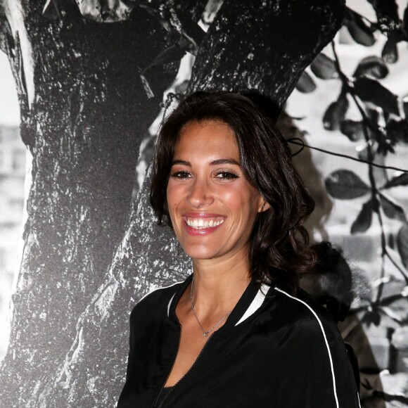 Laurie Cholewa - Inauguration de l'exposition photographique de Nikos Aliagas intitulée "Corps et âmes" à la Conciergerie à Paris le 23 Mars 2016. L'animateur de TF1 présente, dans ce monument historique et révolutionnaire, une facette moins connue de sa personnalité : il expose, en grand format et en noir et blanc, dix clichés très personnels ainsi qu'un diaporama de portraits de personnalités du 24 mars au 22 mai 2016. © Dominique Jacovides / Bestimage