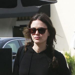 Exclusif - Rachel Bilson est allée déjeuner avec une jeune fille à Studio City, le 21 mars 2016