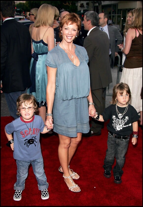 Lauren Holly à Westwood avec ses enfants en 2006