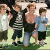 Lauren Holly et ses enfants à Hollywood en 2006