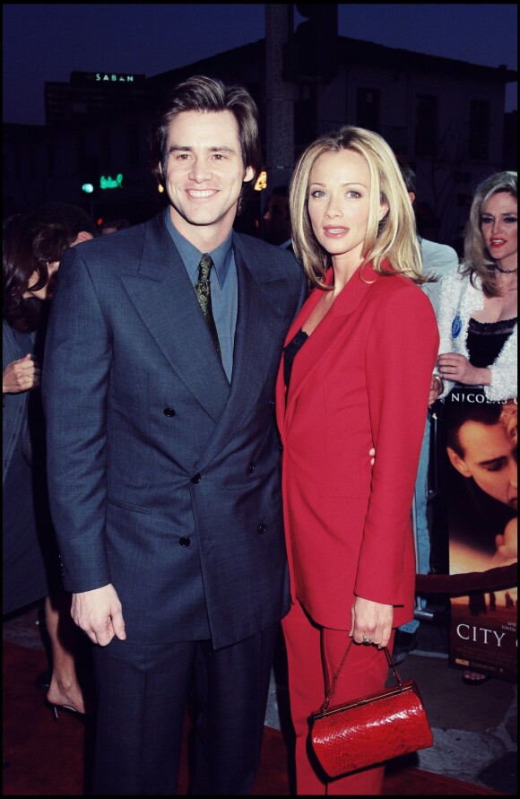 Jim Carrey et Lauren Holly en 1998