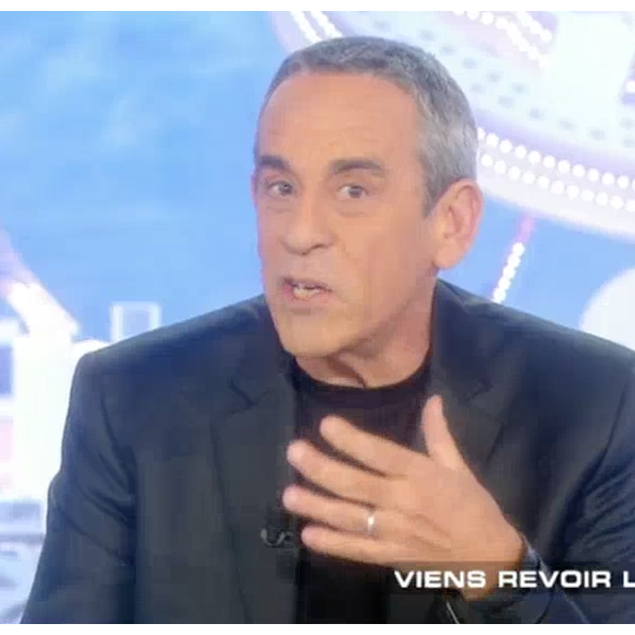 Thierry Ardisson sur le plateau de "Salut les Terriens !" (Canal+) Le 26 mars 2016.