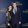 Kristen Stewart et Robert Pattinson lors de l' Avant-Premiere du film Twilight "Breaking Dawn" a Londres, le 14 novembre 2012.