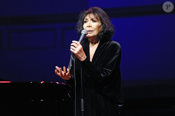 Juliette Gréco en concert à Hambourg le 21 octobre 2015.