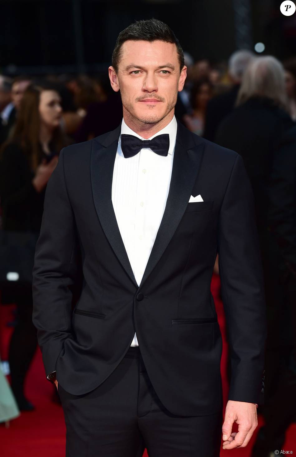 Luke Evans lors des Olivier Awards 2016 au The Royal Opera House, Londres, le 3 avril 2016
