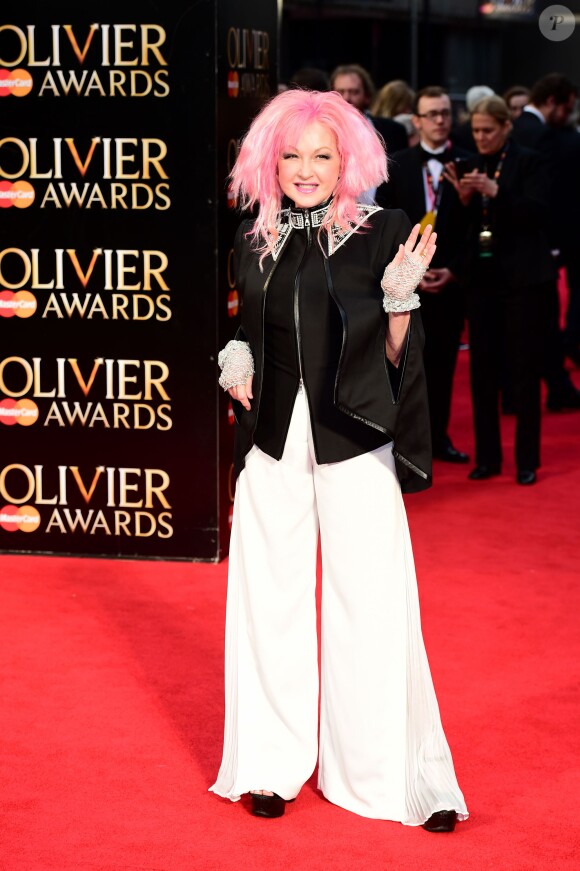 Cyndi Lauper lors des Olivier Awards 2016 au The Royal Opera House, Londres, le 3 avril 2016.